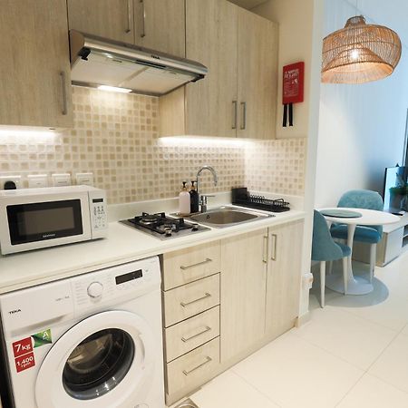 Fantastic Studio Apartment At Palm Jumeirah Дубай Екстериор снимка