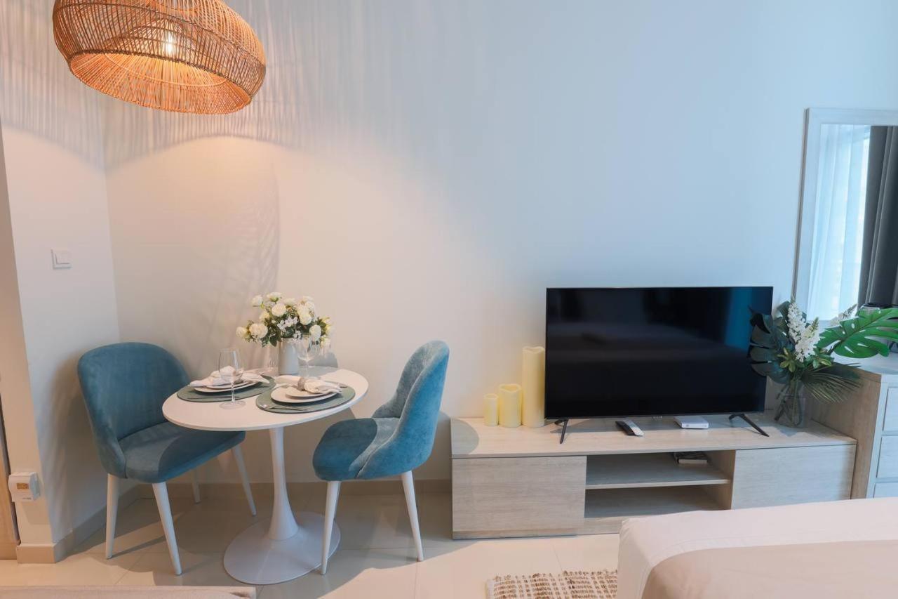 Fantastic Studio Apartment At Palm Jumeirah Дубай Екстериор снимка